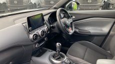 Nissan Juke 1.0 DiG-T 114 N-Connecta 5dr Petrol Hatchback